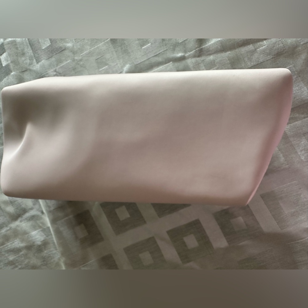 Coach cosmetic baby pink bag - Picture 5 of 11
